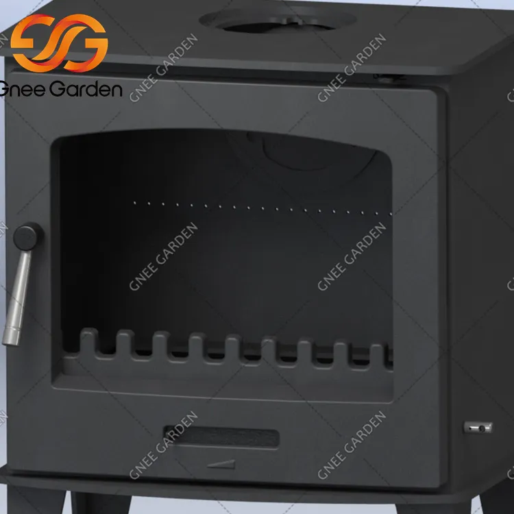 Frittstående vedovn med pipe