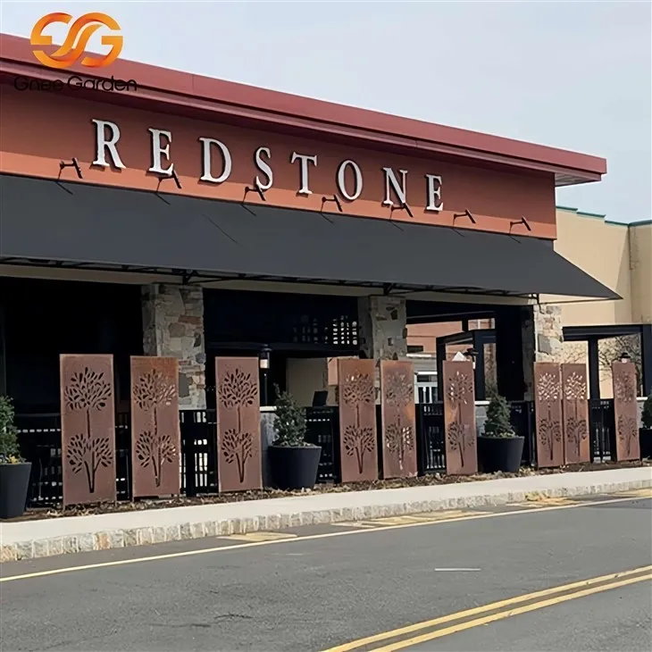 Garden Laser-Cut Metal Corten Screens